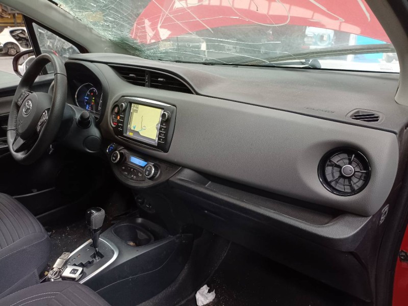 toyota yaris del año 2018