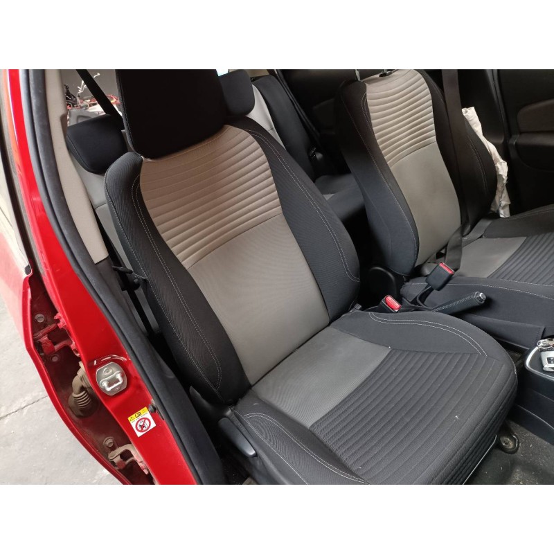 toyota yaris del año 2018