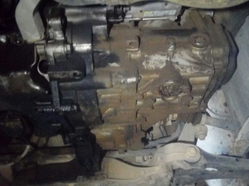 volkswagen caddy ka/kb (2k) del año 2010