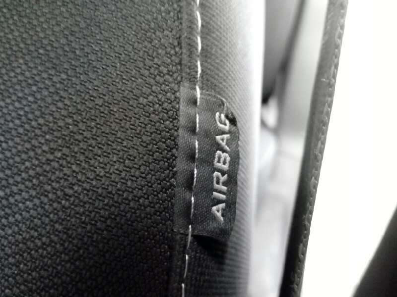 renault megane iii berlina 5 p del año 2012