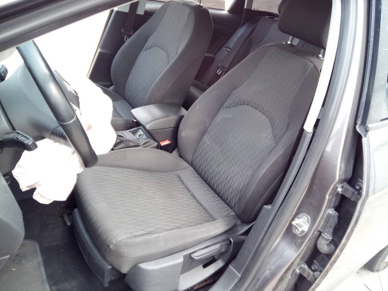 seat leon st (5f8) del año 2014