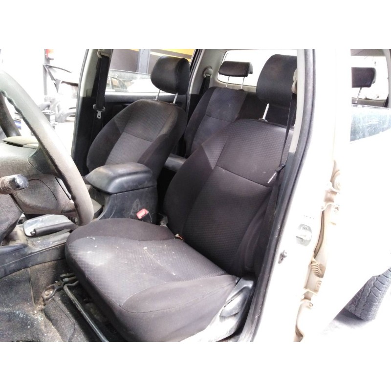 toyota hilux (kun) del año 2015