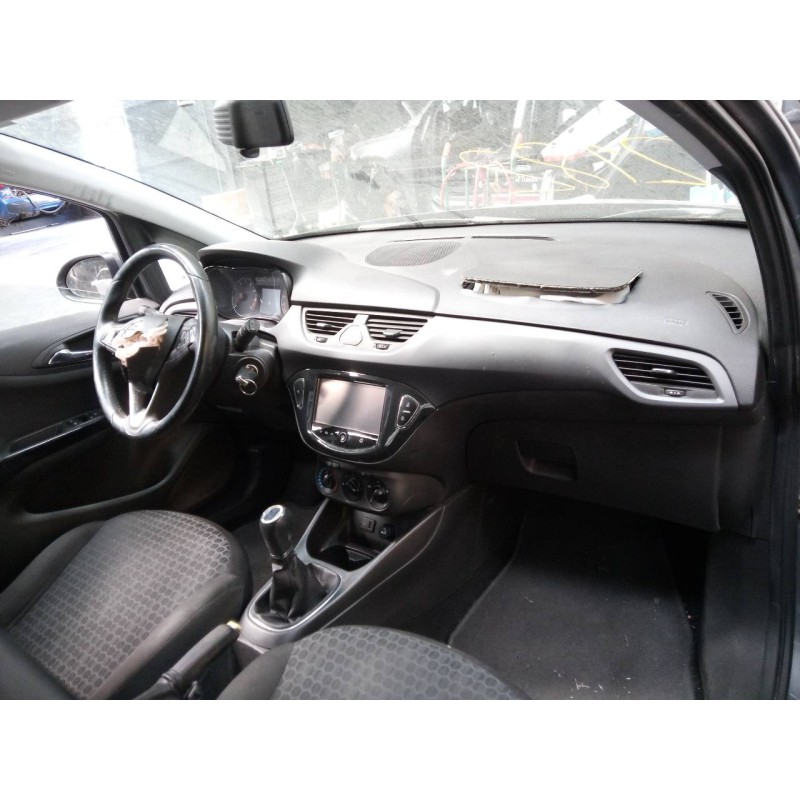 opel corsa e del año 2015