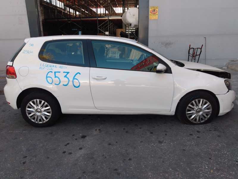 volkswagen golf vi (5k1) del año 2009