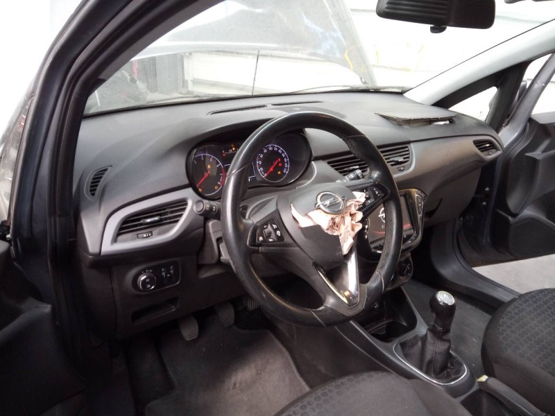 opel corsa e del año 2015