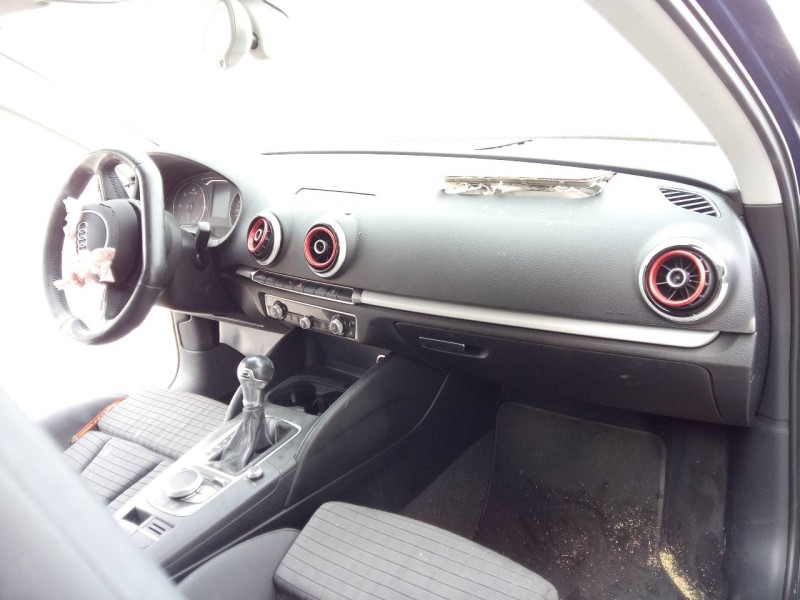 audi a3 sedán(8vs) del año 2015