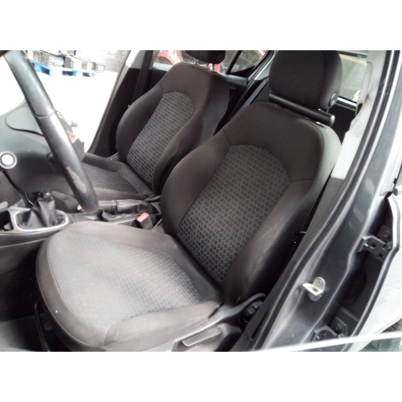 opel corsa e del año 2015