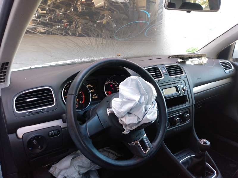 volkswagen golf vi (5k1) del año 2009