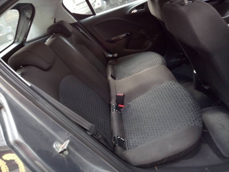 opel corsa e del año 2015