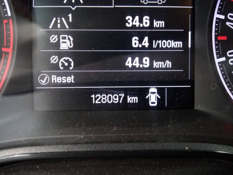 opel corsa e del año 2015