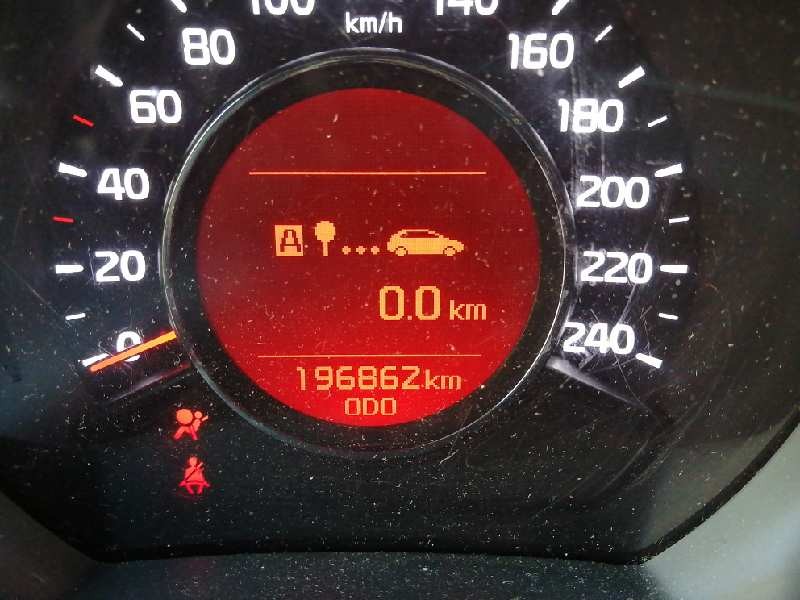 kia cee´d sporty wagon del año 2013