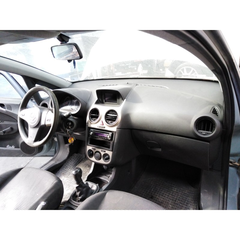 opel corsa d del año 2011