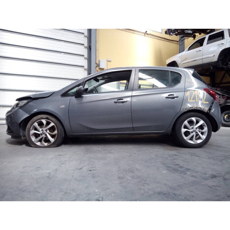 opel corsa e del año 2015