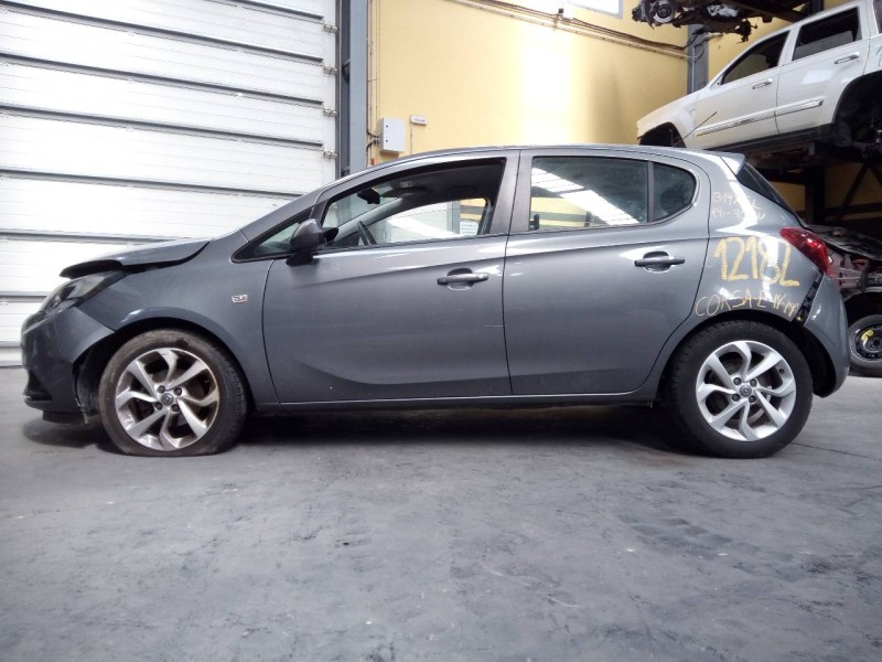 opel corsa e del año 2015