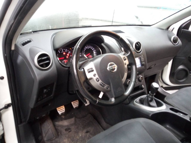 nissan qashqai (j10) del año 2012