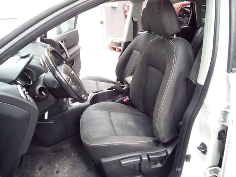 nissan qashqai (j10) del año 2012