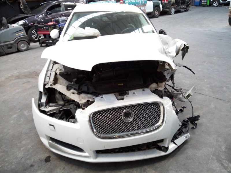 jaguar xf del año 2013