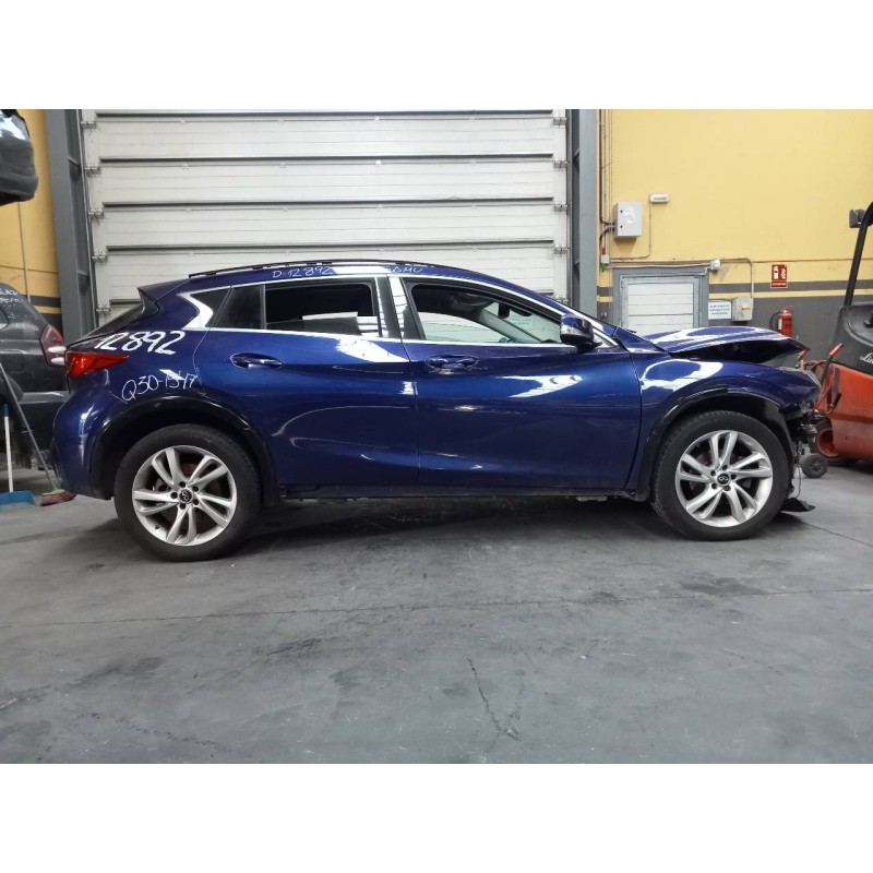 infiniti q30 del año 2017