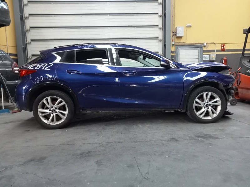 infiniti q30 del año 2017