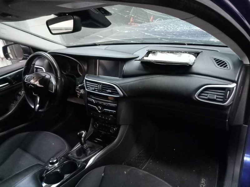 infiniti q30 del año 2017