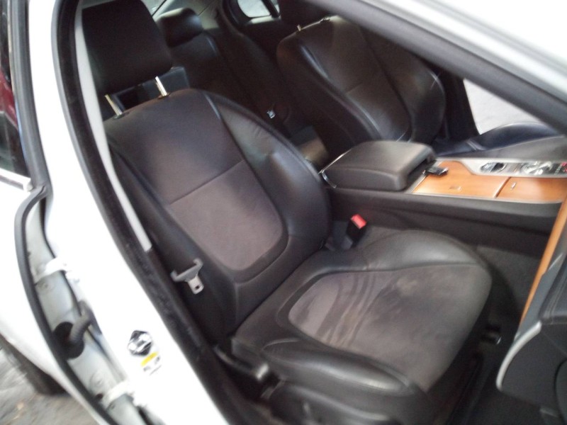 jaguar xf del año 2013