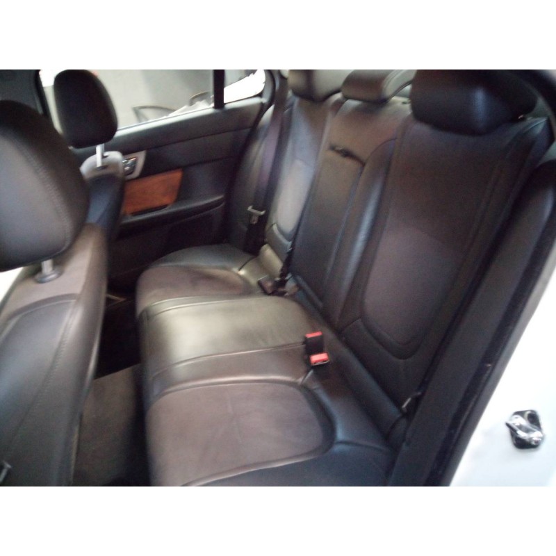 jaguar xf del año 2013