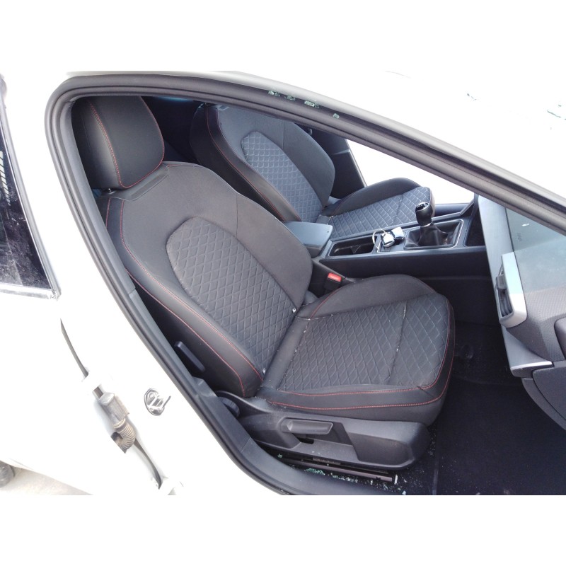 seat leon (kl1) del año 2021