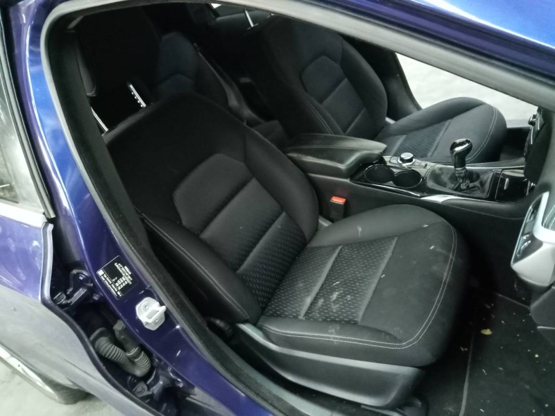 infiniti q30 del año 2017