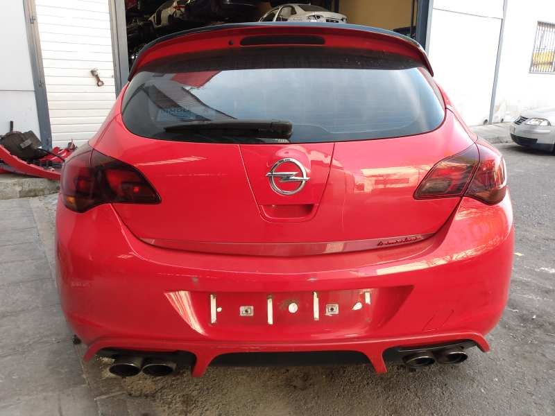 opel astra j lim. del año 2010