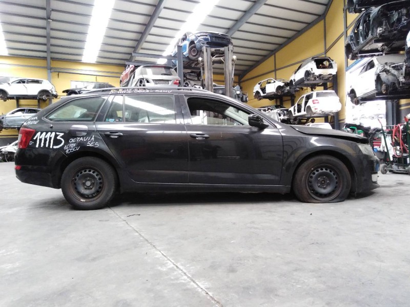 skoda octavia combi (5e5) del año 2015