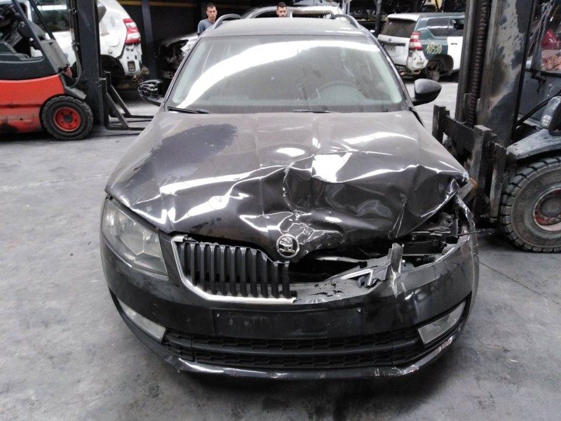 skoda octavia combi (5e5) del año 2015