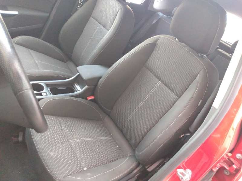 opel astra j lim. del año 2010