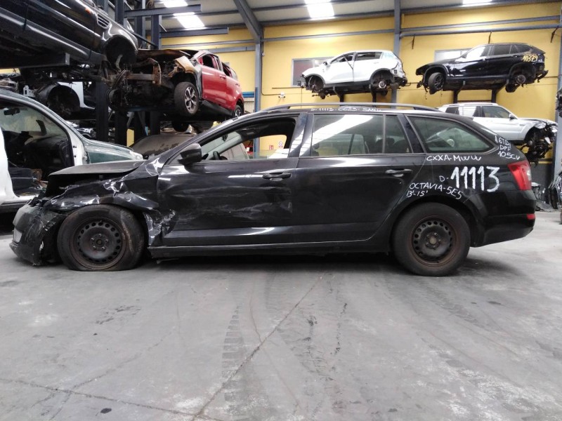 skoda octavia combi (5e5) del año 2015
