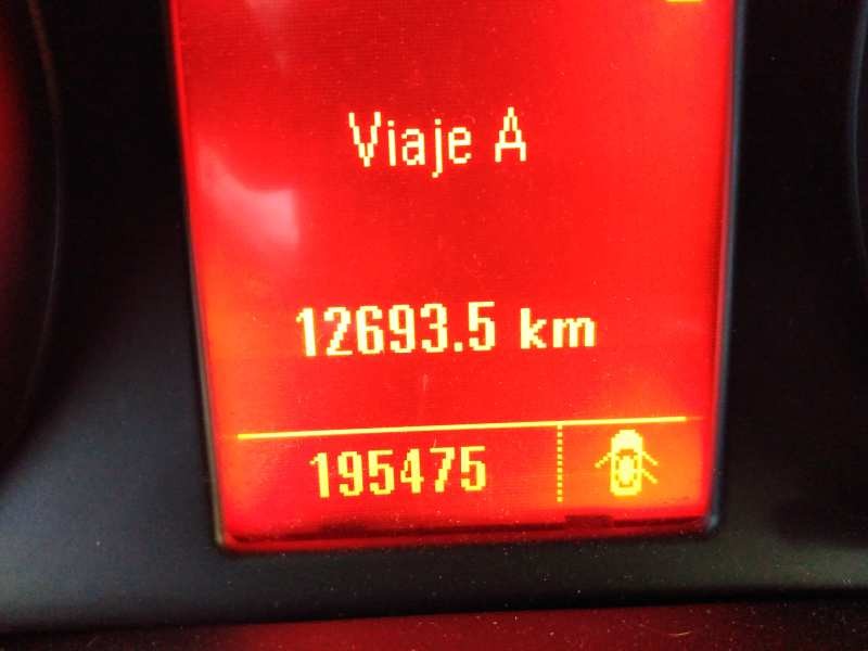 opel astra j lim. del año 2010