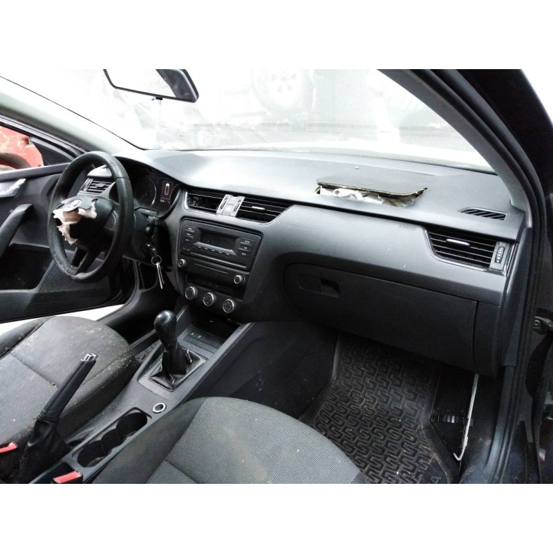 skoda octavia combi (5e5) del año 2015