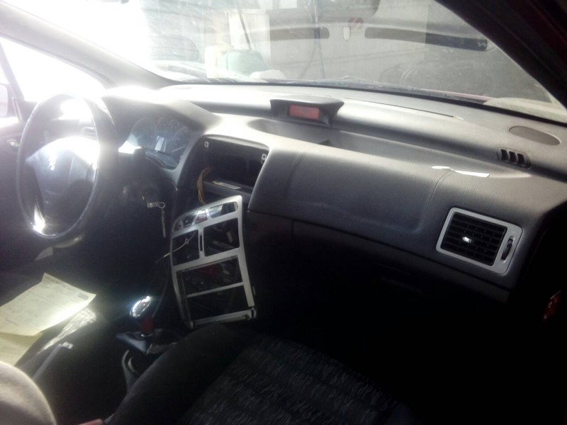 peugeot 307 (s1) del año 2002