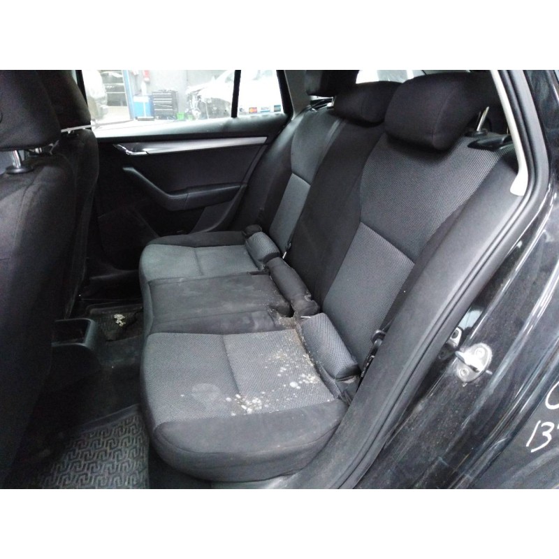 skoda octavia combi (5e5) del año 2015