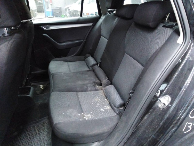 skoda octavia combi (5e5) del año 2015