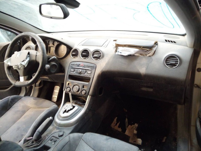 peugeot 308 cc (2009) del año 2010