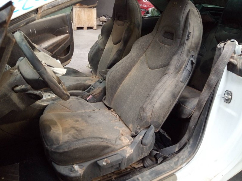 peugeot 308 cc (2009) del año 2010