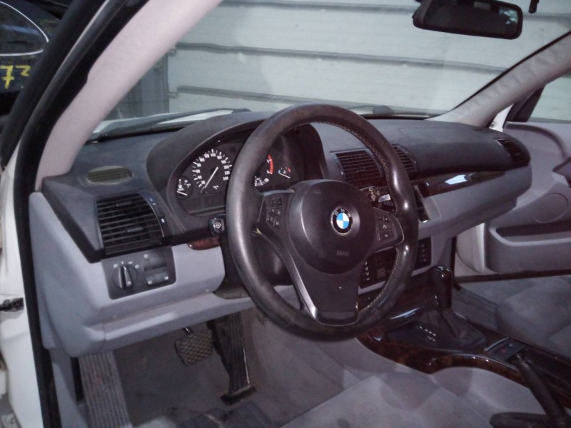 bmw x5 (e53) del año 2004