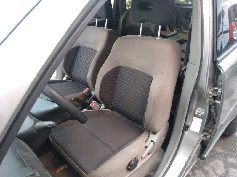 nissan x-trail (t30) del año 2004