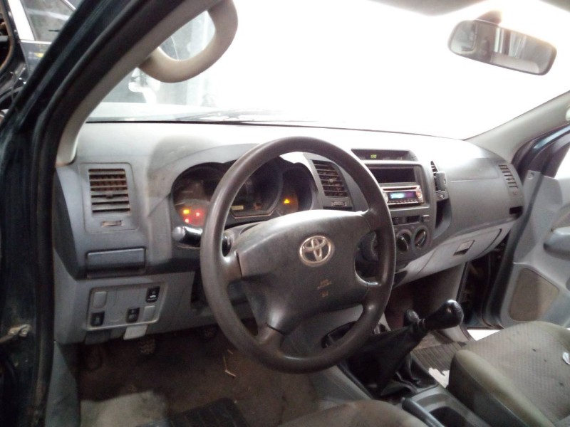 toyota hilux (kun) del año 2005