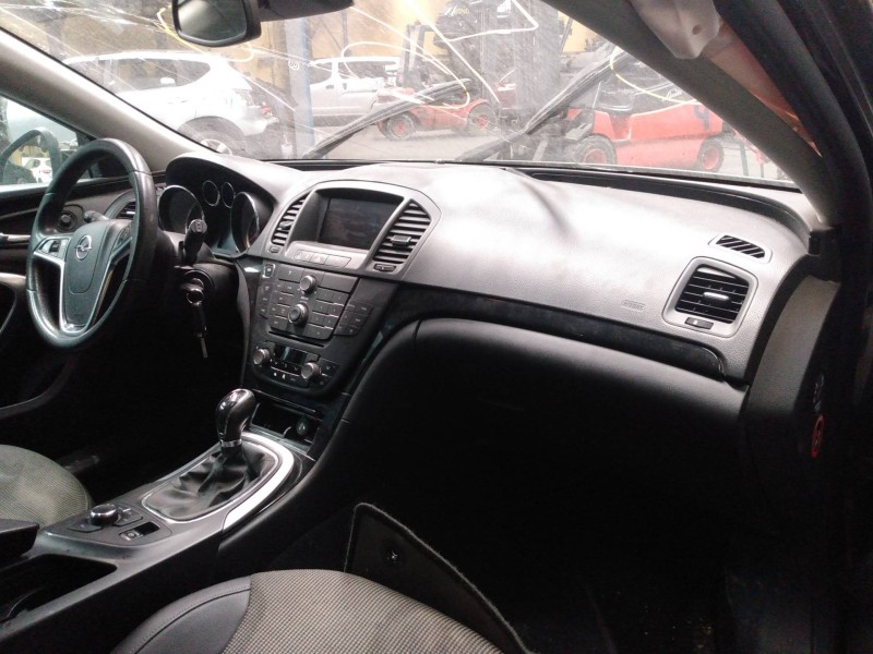 opel insignia berlina del año 2013