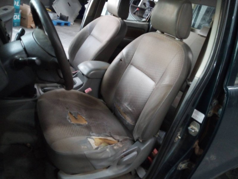 toyota hilux (kun) del año 2005