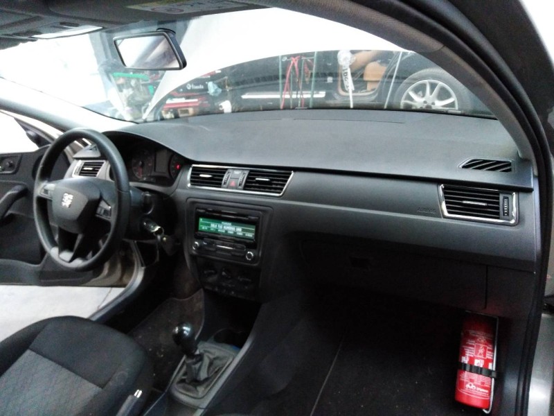 seat toledo (kg3) del año 2012