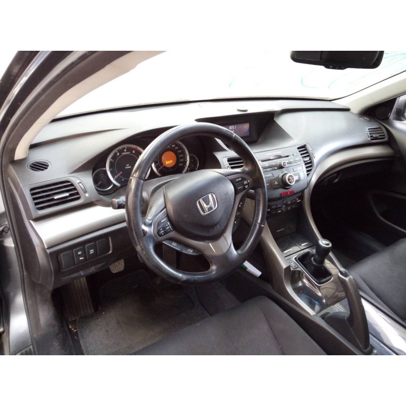 honda accord berlina (cu) del año 2009