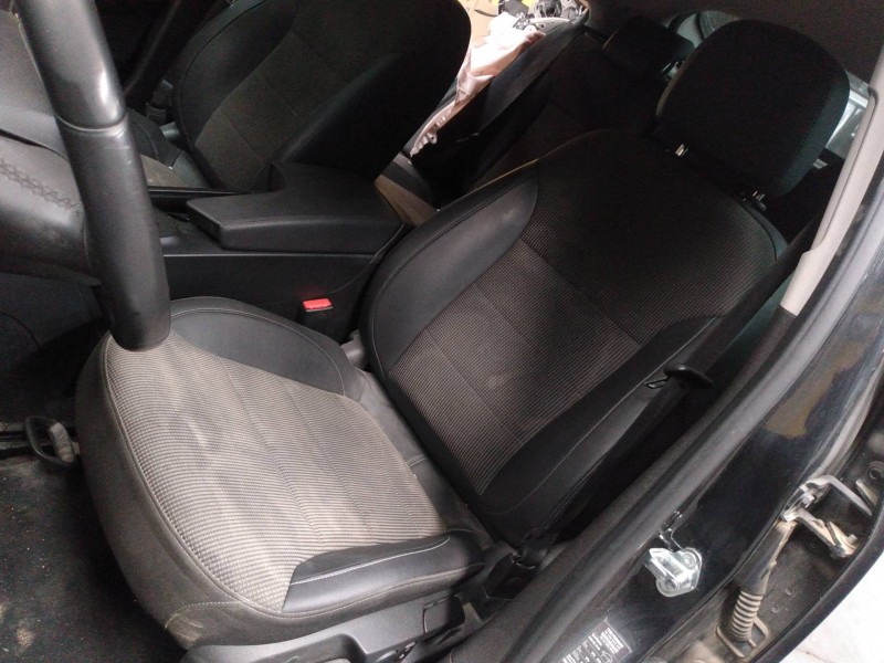 opel insignia berlina del año 2013