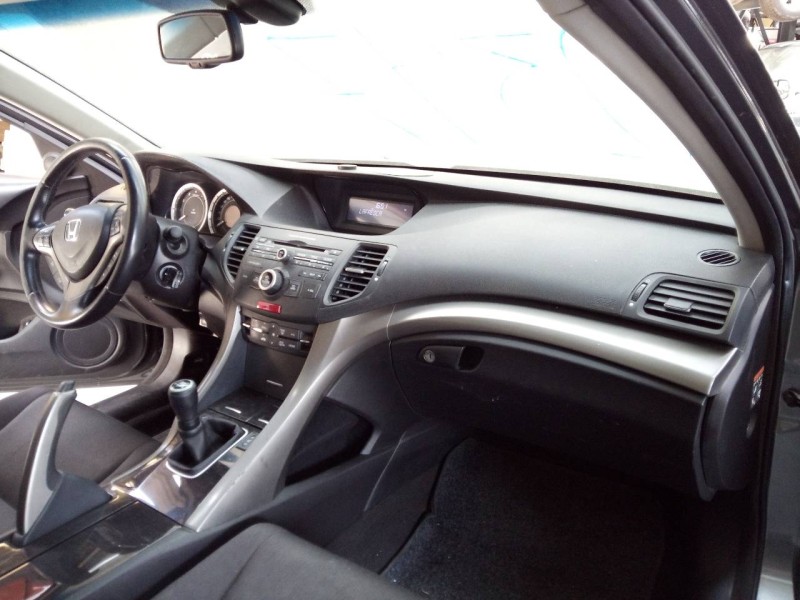 honda accord berlina (cu) del año 2009