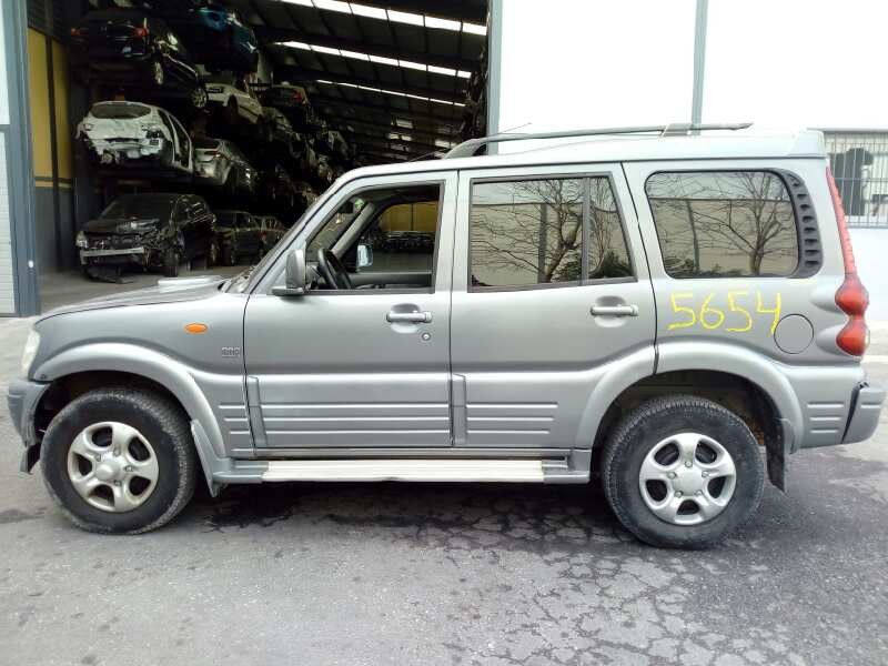 » otros... mahindra goa del año 2008